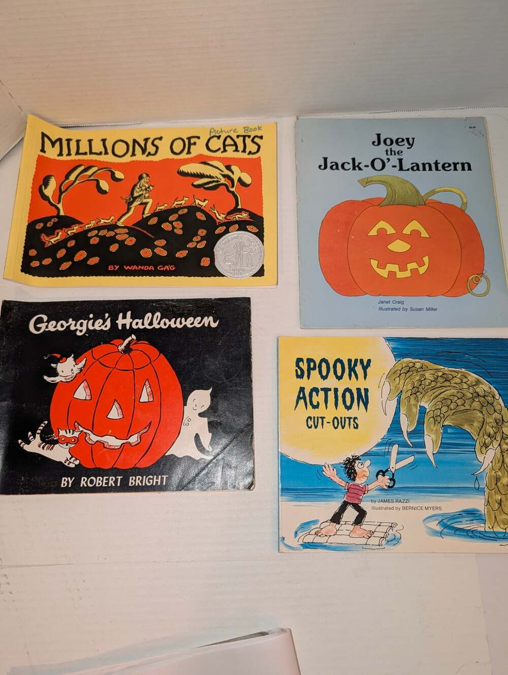 Lot 4 Collectible Vintage Children's Halloween Paperback Books Rare